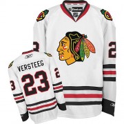 Reebok Chicago Blackhawks 23 Men's Kris Versteeg White Authentic Away NHL Jersey